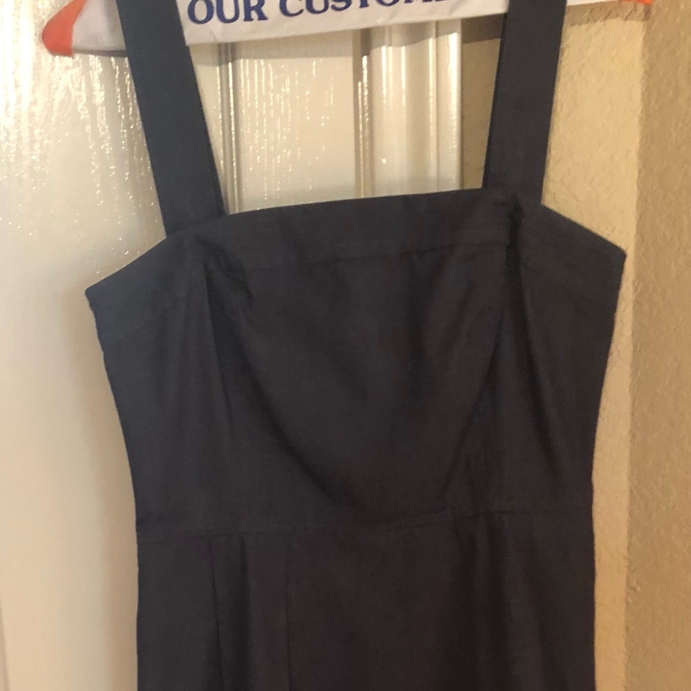 Cute denim dress with removable straps.